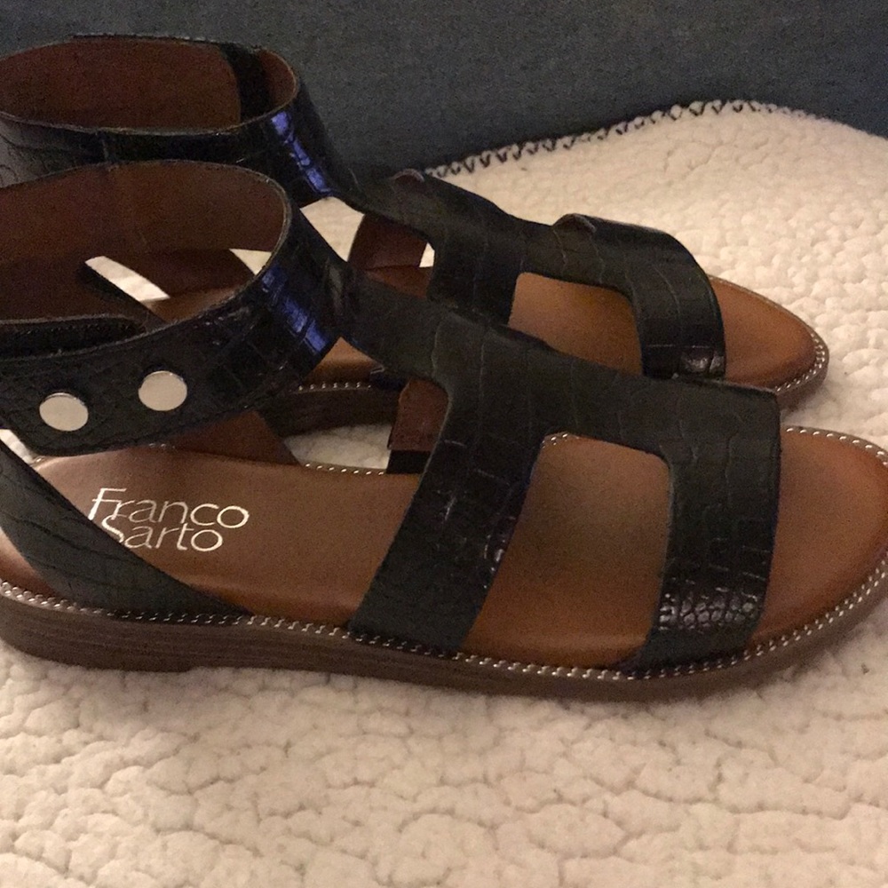 Franco Sarto sandal size 6.5 (Brand New)